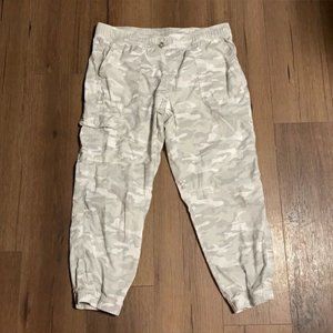 XL Calvin Klein White Camo Performance Joggers